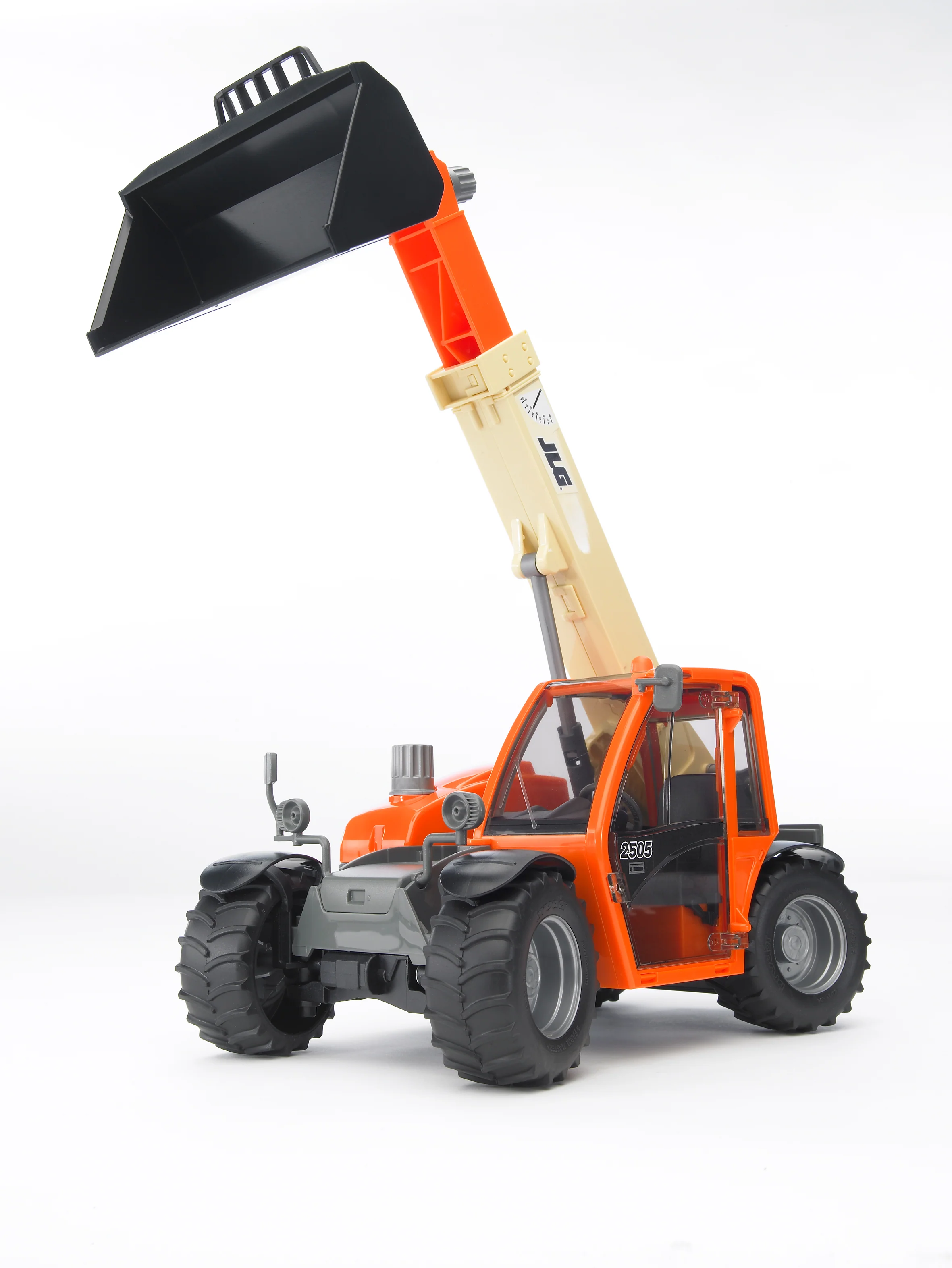 Bruder 02140 JLG 2505 Telehandler 18.10.10 - Image 3