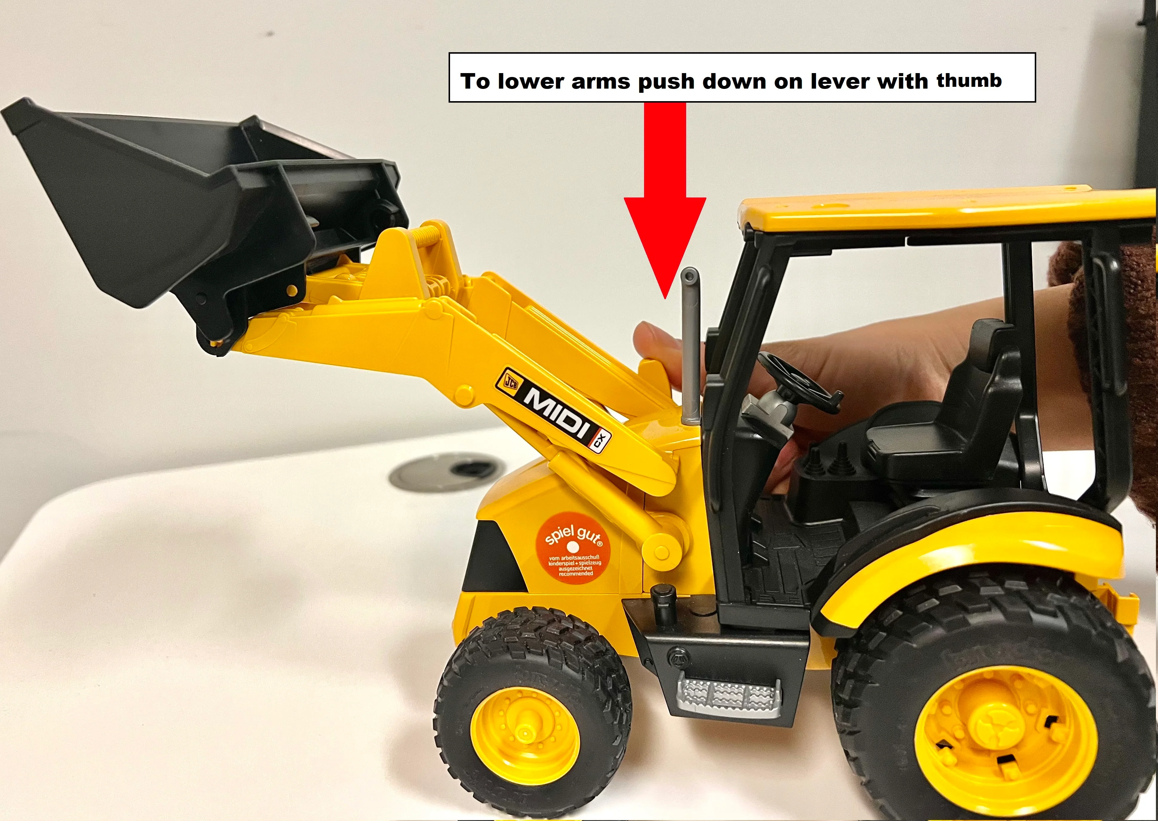 Bruder 02427 JCB MIDI CX Backhoe Loader 18.10.10 - Image 4