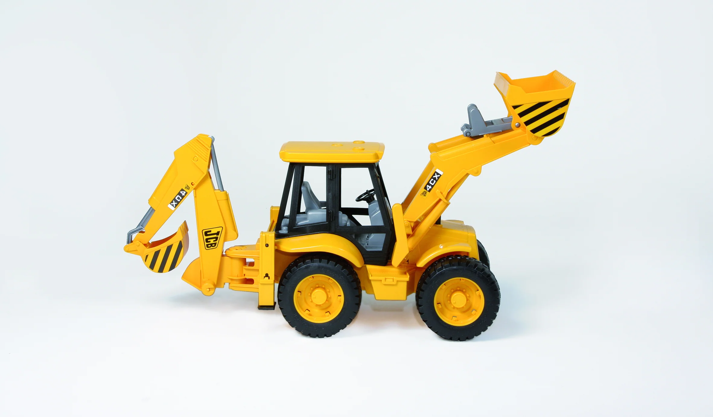 Bruder 02428 JCB 4CX Backhoe Loader 20.12.8 - Image 3