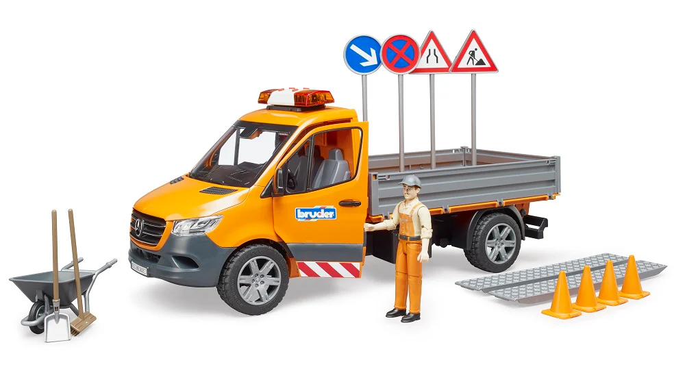 Bruder 02677 Mercedes-Benz Sprinter Municipal with Light & Sound Module, Driver and Accessories 20.12.8 - Image 4