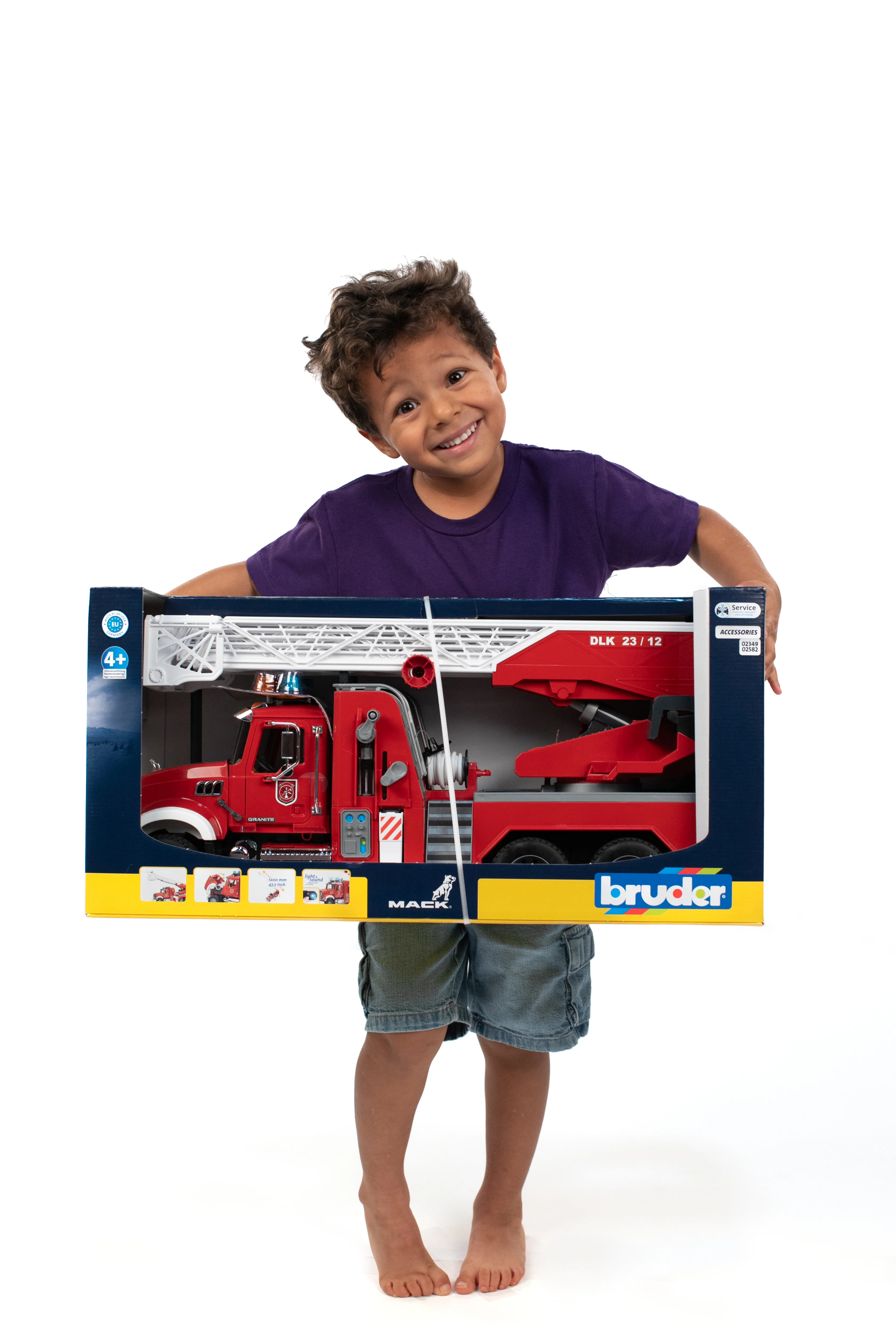 Bruder 02821 Mack Granite Fire Engine with Ladder, Pump, Light & Sound Module 24.12.12 - Image 11