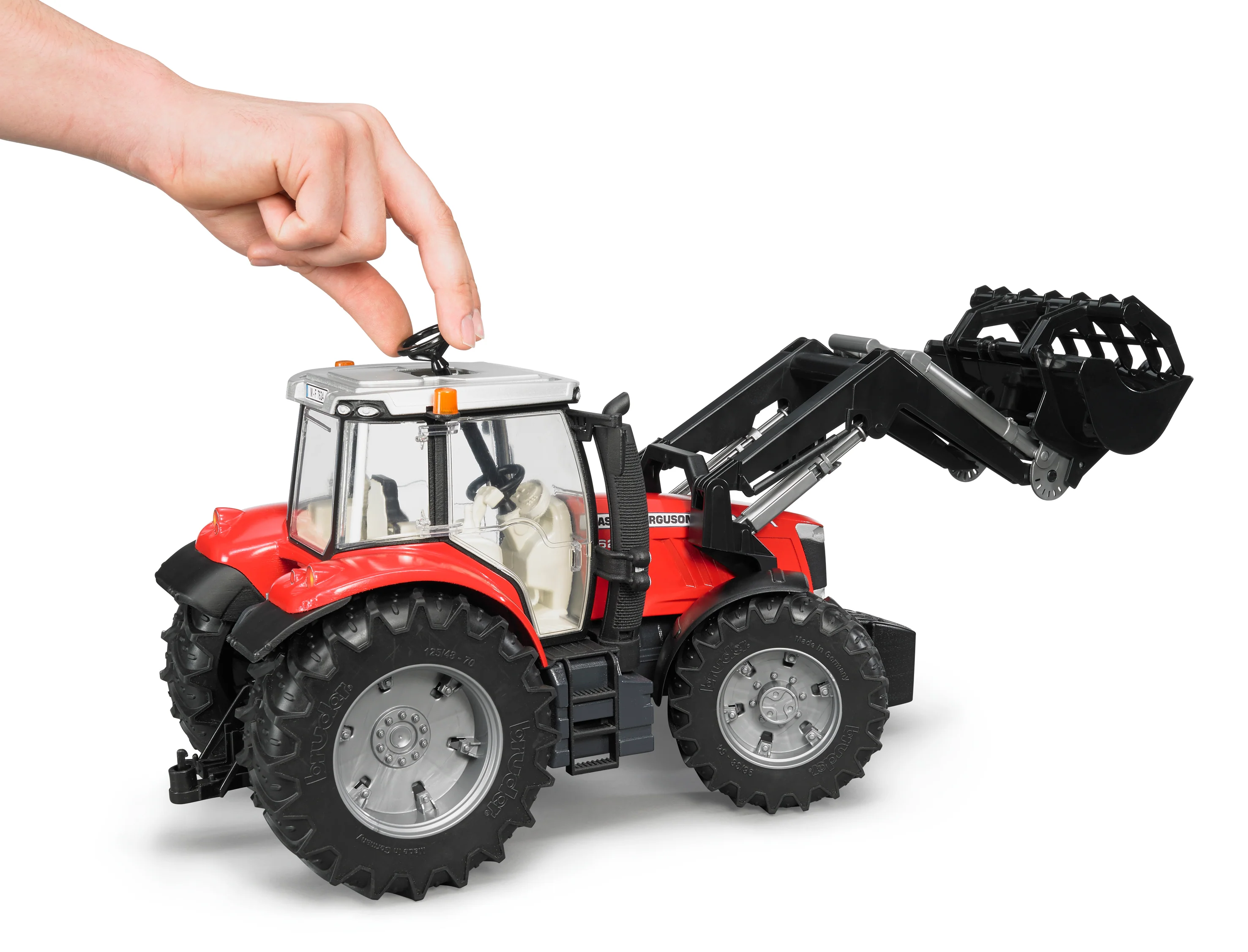 Bruder 03047 Massey Ferguson 7624 with Front Loader 20.12.8 - Image 5