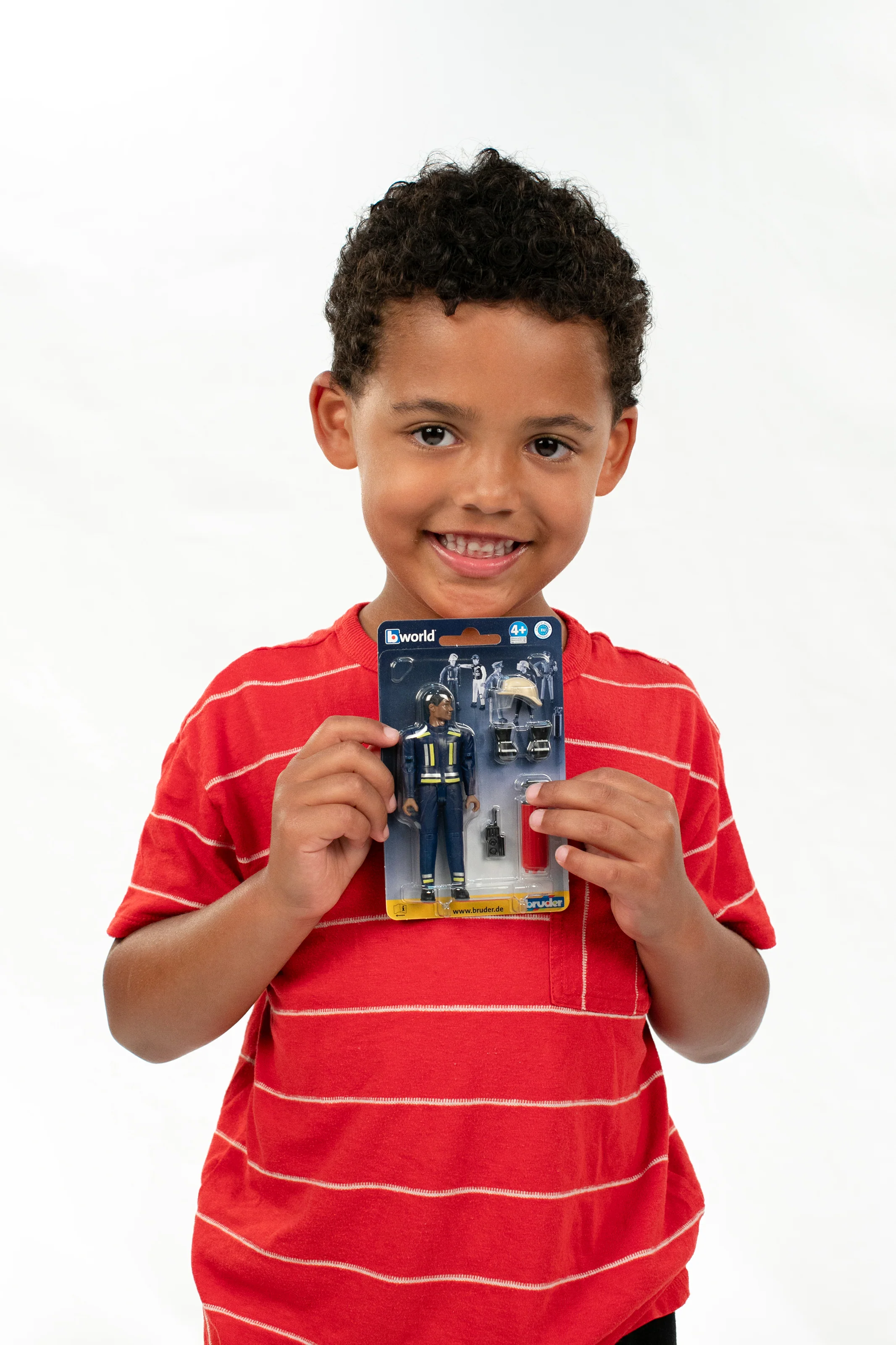 Bruder 60101 Firefighter with Medium Skin Tone and Accessories 6.6.6 - Image 4