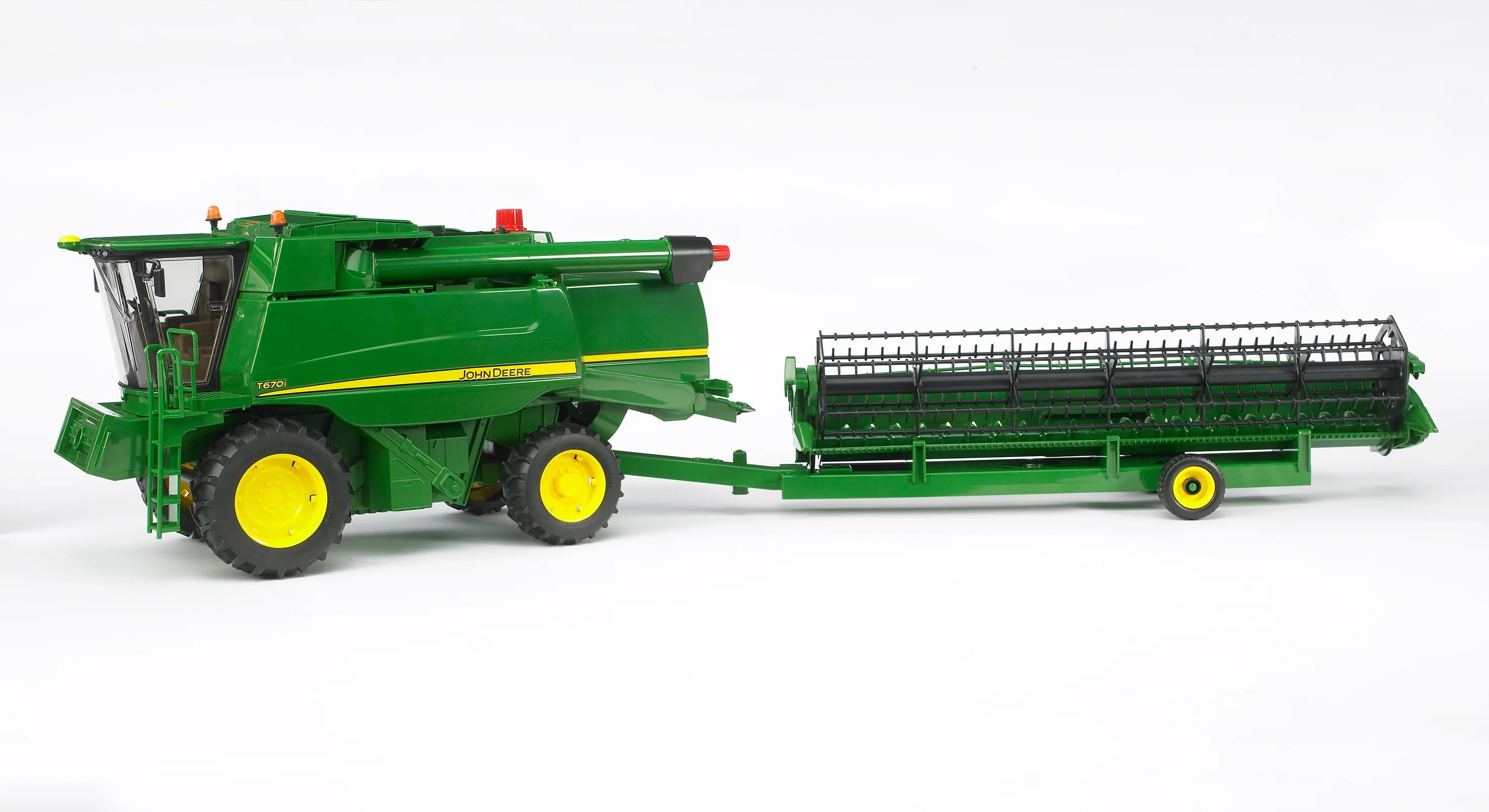 Bruder 09804 John Deere T670i Combine Harvester 22.16.8 - Image 3