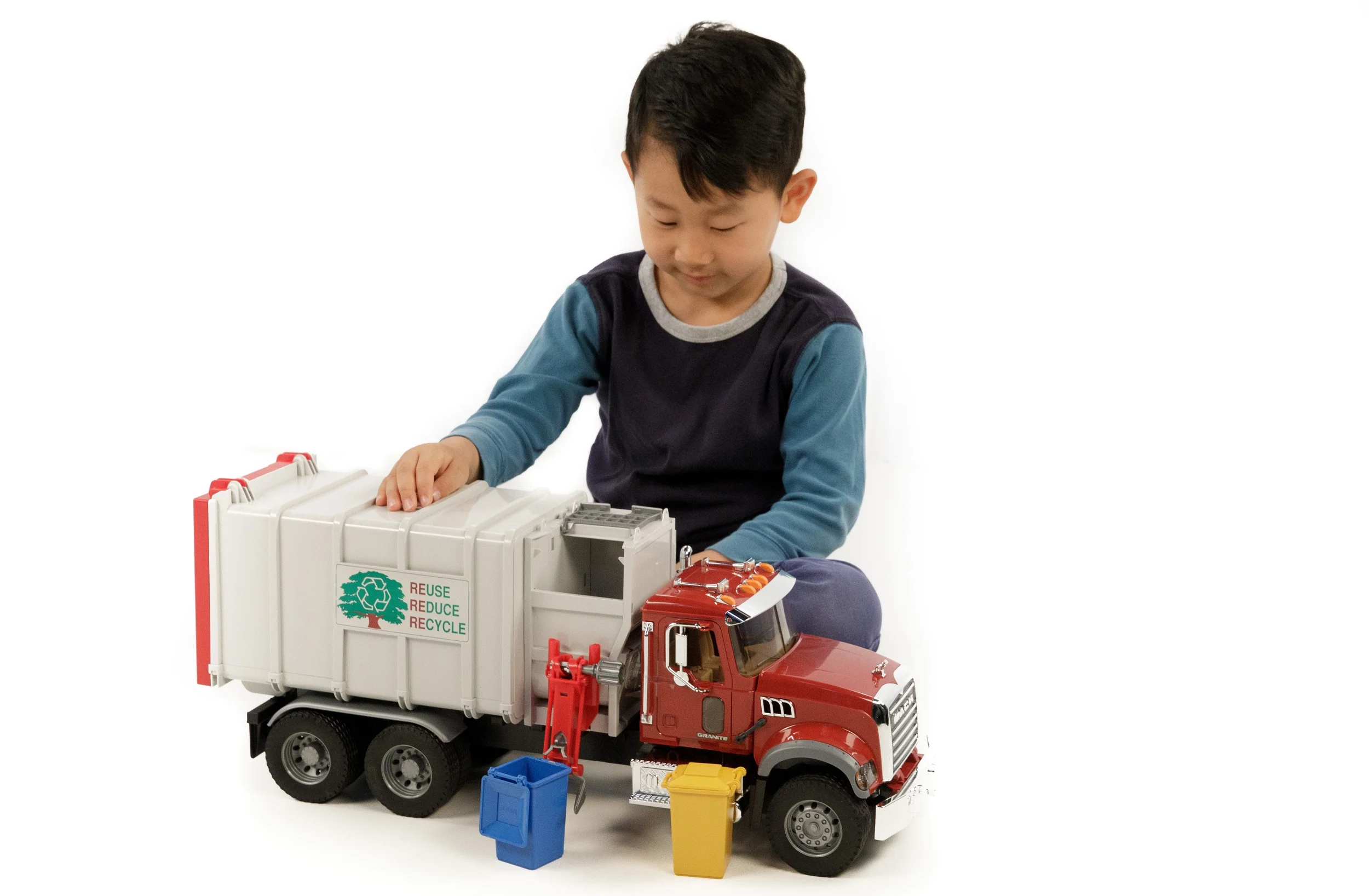 Bruder 02811 Mack Granite Side Loading Garbage Truck 28.12.10 - Image 6