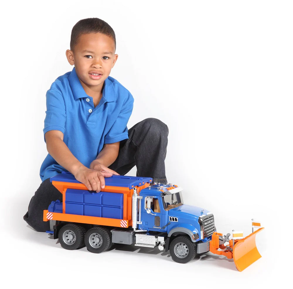Bruder 02816 Mack Granite Snowplow Truck 26.10.10 - Image 7