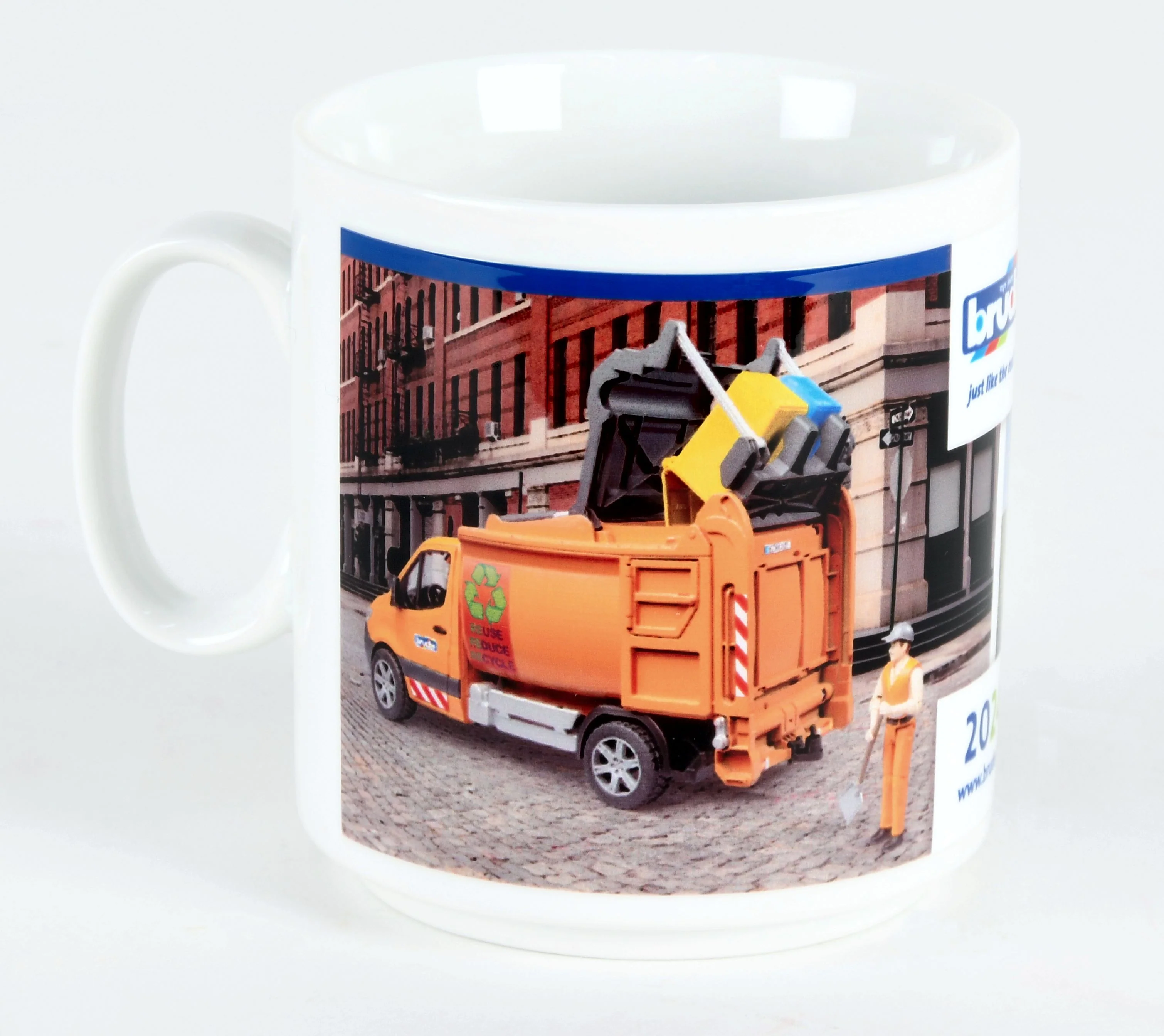 Bruder 10300 Mug (2025 50th Anniversary Edition) 6.6.8 - Image 3