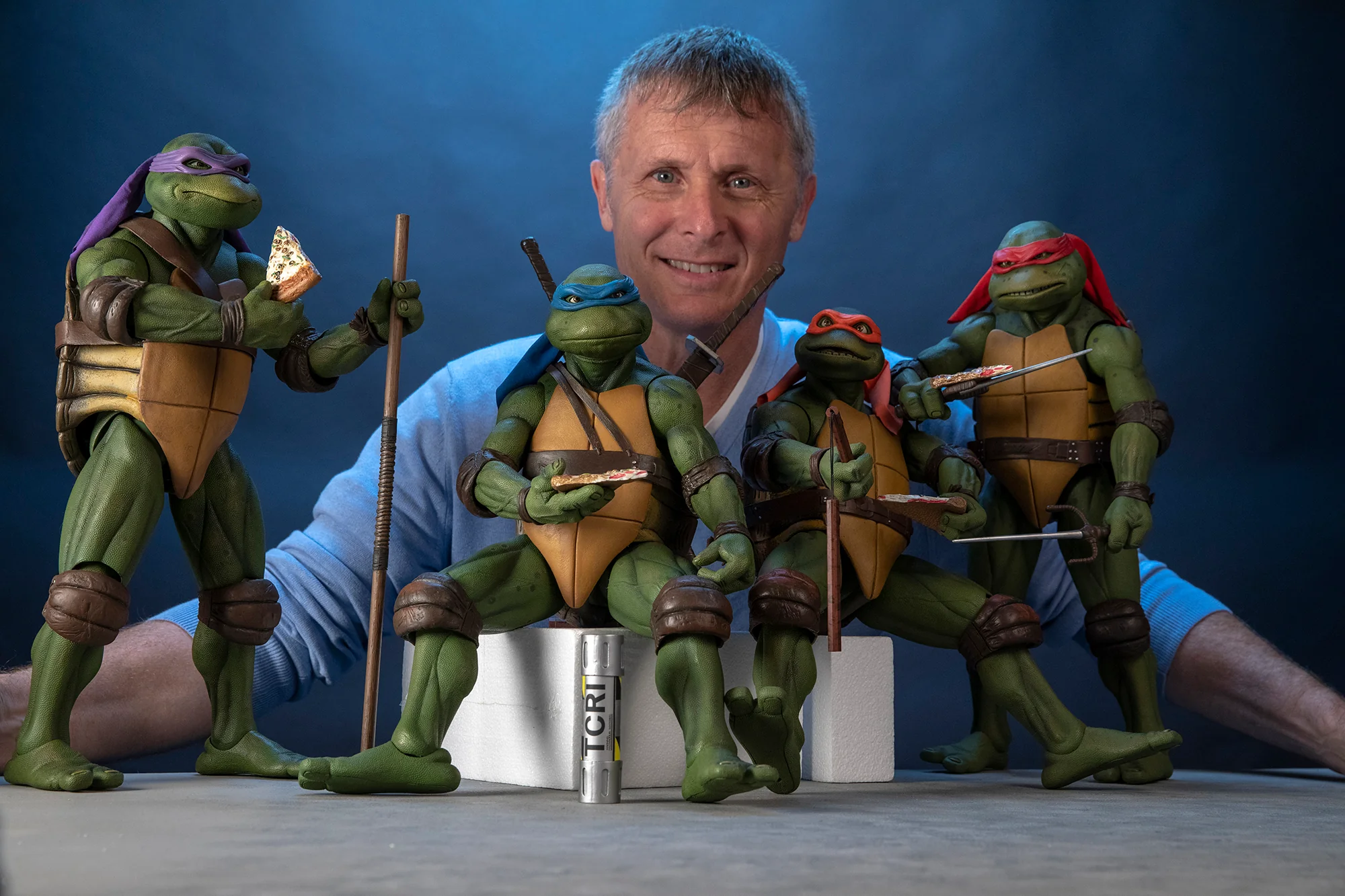 TMNT540480 TMNT - 1/4 Scale Figure - Leonardo (1990's Movies) w/ Customizable Autograph!** - Image 3